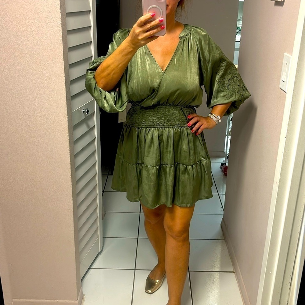 Stunning daily dress, brand new, this tag, from asks, pull on, embroidered